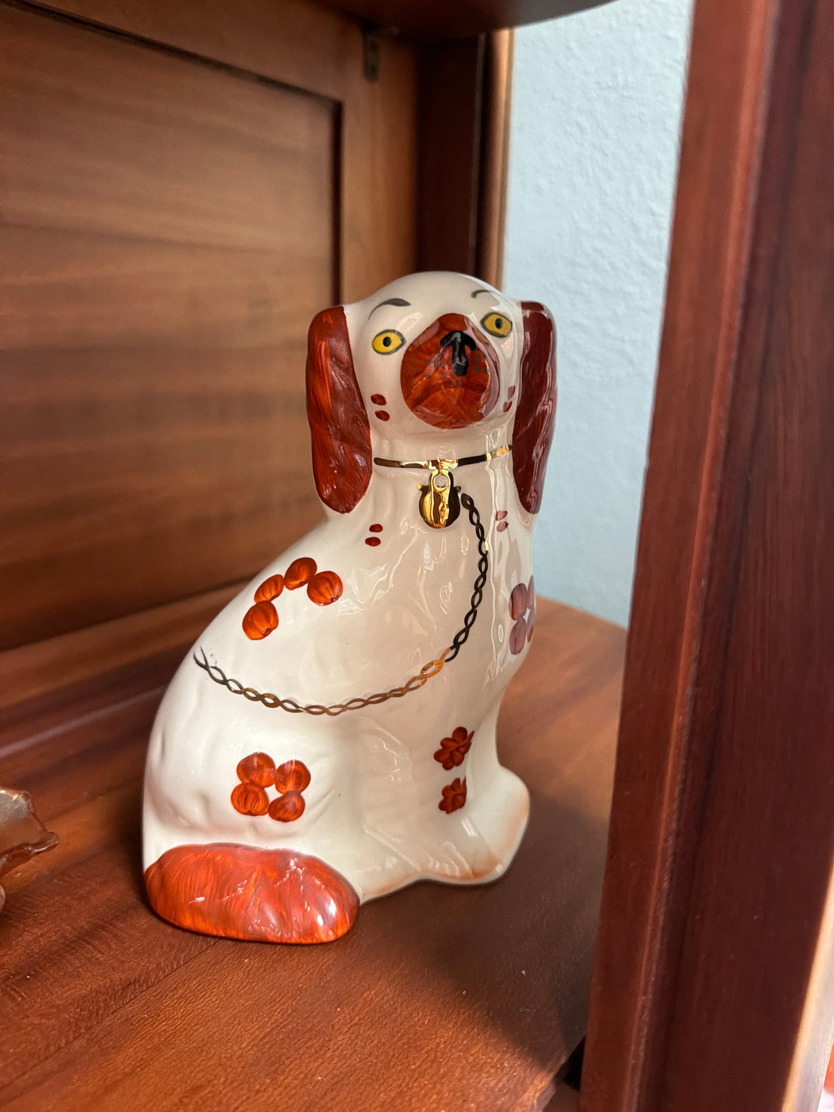 Vintage Arthur Wood Staffordshire wally dog